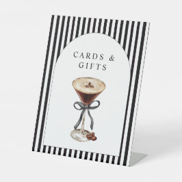 A Tini On is on the Way Baby Shower  台座サイン