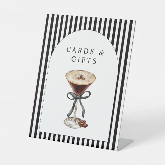 A Tini On is on the Way Baby Shower  台座サイン (正面)