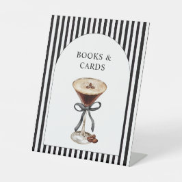 A Tini On is on the Way Baby Shower  台座サイン