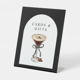 A Tini On is on the Way Baby Shower  台座サイン