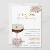 A Tini OneほこりっぽいピンクのエスプレッソMartiniベビーブシャワー 招待状 (正面)