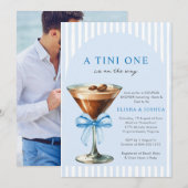 A Tini One Is on the Way Couples Photo Baby Shower 招待状 (正面/裏面)