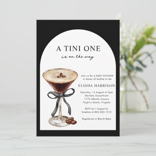 A Tini One Is on the Way QR code Baby Shower 招待状 (スタンド正面)