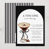 A Tini One Is on the Way QR code Baby Shower 招待状 (正面/裏面)