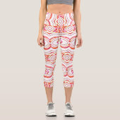 A trendy red and white fabric pattern design カプリレギンス (正面)