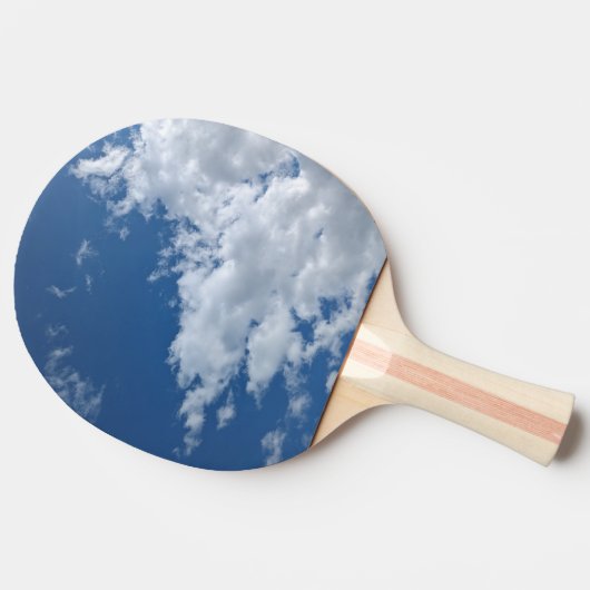 A triangle of clouds 卓球ラケット (横)