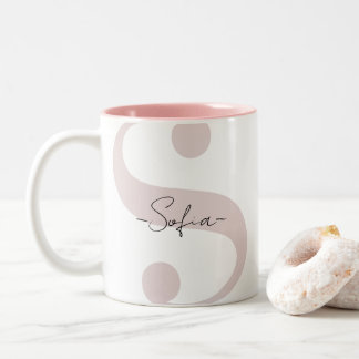 A two-tone coffee mug decorated with your name eng ツートーンマグカップ