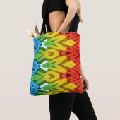 A vibrant trendy colorful classic zigzag pattern   トートバッグ (クローズアップ)