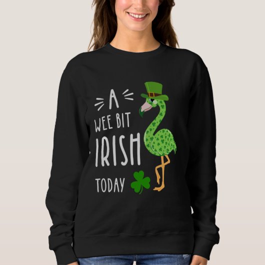 A Wee Bit Irish Today Flamingo Leprechaun St Patty スウェットシャツ (正面)