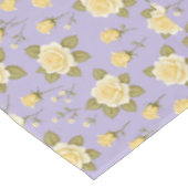A Whimsical Tiny Yellow And White Roses テーブルクロス (アングル)