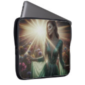 A Woman in the Green Dress Laptop Electronics Bag ラップトップスリーブ (正面右)