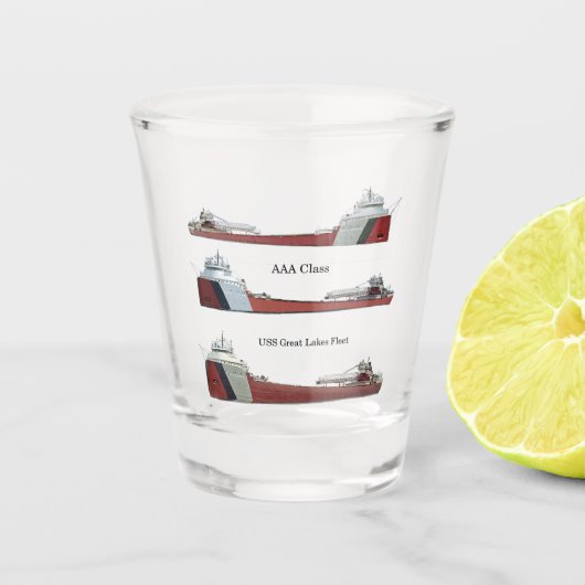 AAAクラスのフレイターズはガラスを撃った ショットグラス (正面)
