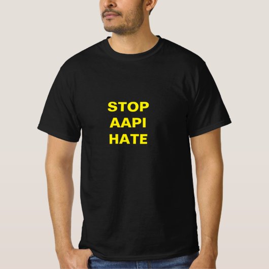 AAPI ストップ嫌い、黄色の文字 Tシャツ (正面)