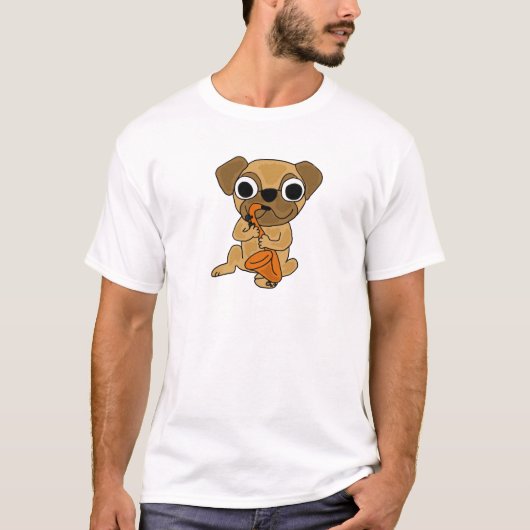 AB-サクソフォーンの漫画を遊ぶパグ Tシャツ (正面)