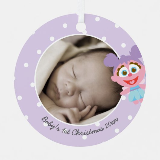 Abby Cadabbyベビーの初めてのクリスマス:名前の追加 メタルオーナメント (正面)