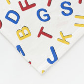 ABCアルファベットレッドイエローブルー フリースブランケット (角)