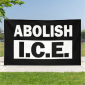 Abolish ICE 横断幕 (外側)
