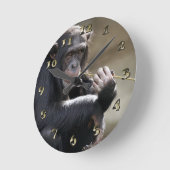 About 考える Monkeying のまわりに ラウンド壁時計 (傾斜)
