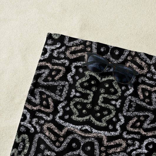 Abstract Arrow Grunge Pattern And Soft Pastels ビーチタオル (インサイチュ)