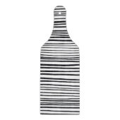 Abstract Black And White Stripes And Lines Pattern カッティングボード (正面)