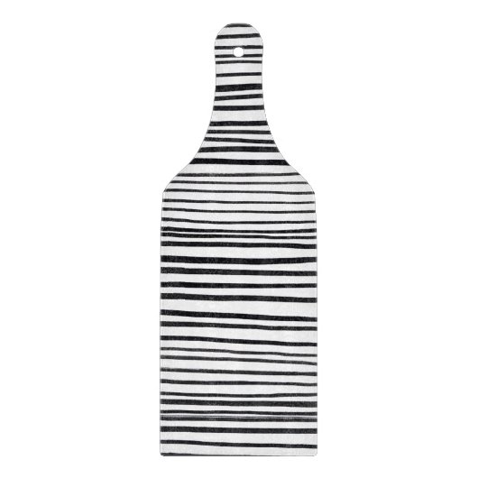 Abstract Black And White Stripes And Lines Pattern カッティングボード (正面)