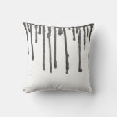 Abstract Black Paint Drops And Stripes クッション (正面)