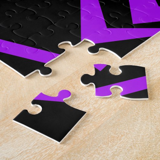 Abstract, bold, vibrant geometric zigzag pattern ジグソーパズル (側面)