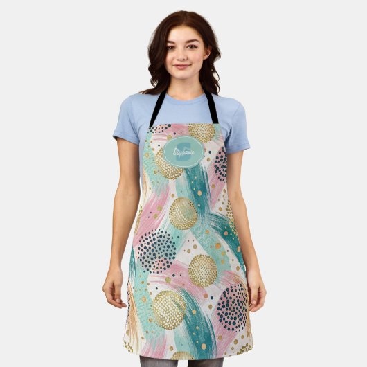 Abstract Brushstroke & Dot Pattern - Gold Accents エプロン (着用した状態)
