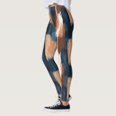 Abstract Brushstrokes in Blue, White & Brown レギンス (左)