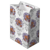 Abstract Doodle Art Style Flowers Purple Orange ミディアムペーパーバッグ (裏面アングル)