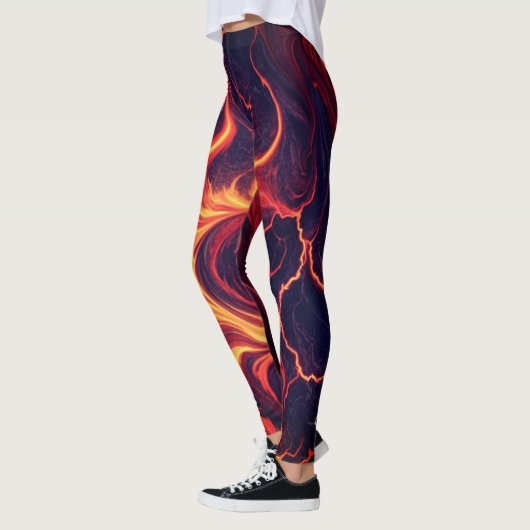 Abstract Fire Marble – Seamless Fiery Fluid Patter レギンス (左)
