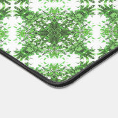 Abstract Floral Pattern In Black & Green On White デスクマット (コーナー)