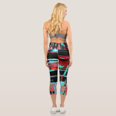 Abstract Freedom – Custom High Waisted Yoga Capris カプリレギンス (裏面)