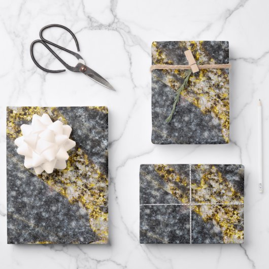 Abstract gold sparkles rocky texture ラッピングペーパーシート (正面)