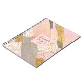 Abstract Gold Stripes and Pink Swirls Personalised ノートブック (左側)