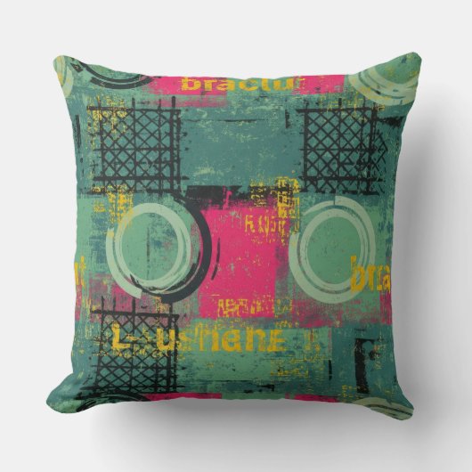 Abstract Grunge Pattern with Geometric Shapes (1) クッション (正面)