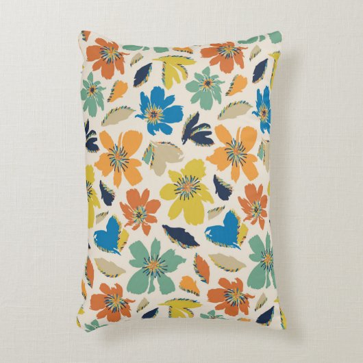 Abstract Hand-Drawn Boho Floral Pattern アクセントクッション (正面(垂直))