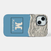 Abstract minimalist artistic lines Monogram iPhone 15ケース (裏面横)