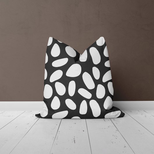 Abstract pebbles Throw Pillow クッション