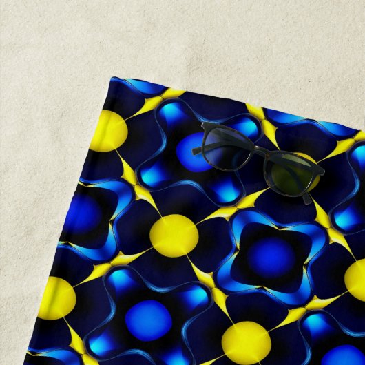 Abstract Symmetrical Geometric Pattern ビーチタオル (インサイチュ)