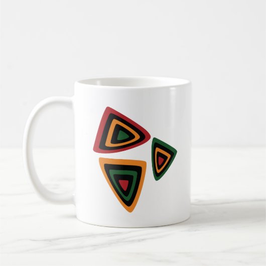 Abstract Tribal Shapes Pattern in Red, Gold, Green コーヒーマグカップ (左)