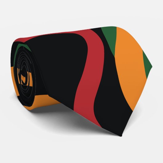 Abstract Tribal Shapes Pattern in Red, Gold, Green ネクタイ (ロール)