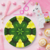 ABSTRACT YELLOW AND GREEN DRAWING. SAMER BRASIL. 3 ペーパープレート (パーティー)