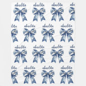 Abuelita Blue Bow With Floral, First Time Abuela フリースブランケット (正面)