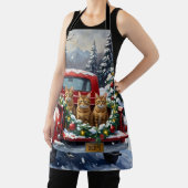 Abyssinian Cat Christmas Red Truck Holiday エプロン (インサイチュ)