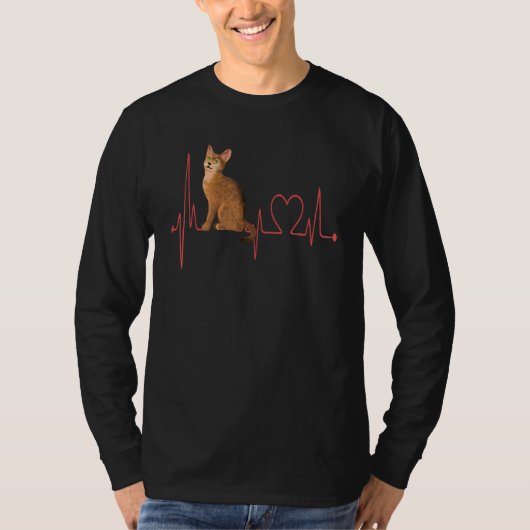 Abyssinian Cat Heartbeat EKG Funny I Love My Abyss Tシャツ (正面)