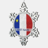 Acadian旗の姓の動揺してなグランジ個人化なります スノーフレークピューターオーナメント (右)