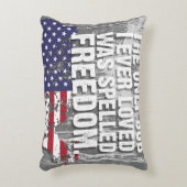 Accent Pillow – Freedom Job アクセントクッション (正面(垂直))