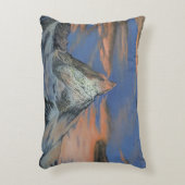 Accent Pillow - "The Matterhorn At Sunset" アクセントクッション (正面(垂直))