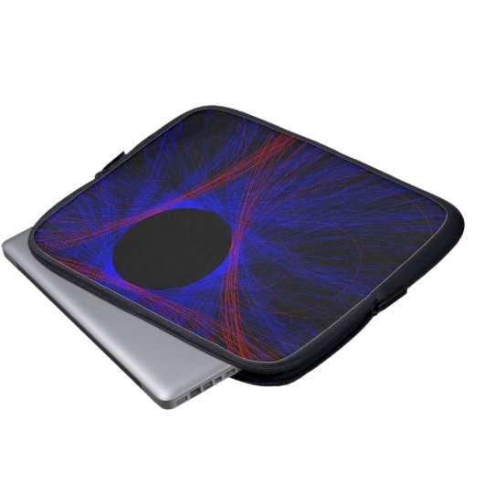 Accented Triangle Geometric Electronics Bag ラップトップスリーブ (正面下部)